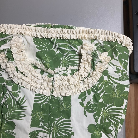 Green Floral Maxi Dress - Picture 12 of 16